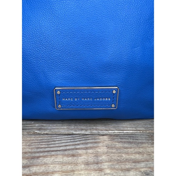 MARC JACOBS Too Hot To Handle Sky Blue Pebbled Leather  CROSSBODY Shoulder HOBO - Picture 2 of 16